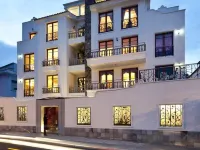 Ikala Quito Hotel Hotels near Cafe Libre Cafe