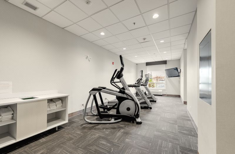 Holiday Inn Express & Suites Edmonton South by IHG photo 4