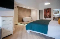Suite 5 - Sleeping Giant Hotel - PEN Y CAE Inn Hotels in 