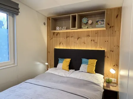 Tiny Haus Karin Отели в г. Вемдинг