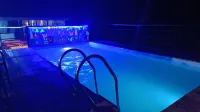Vintage Beach Resort - Beach