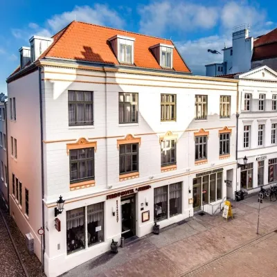 Stadthotel Stern Hotels near Old Town