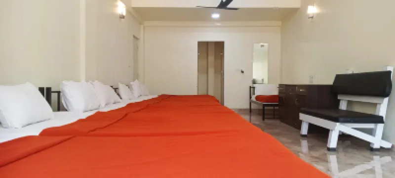 Eden Garden Hotel and Resort Hotels near Baba Budangiri Peak