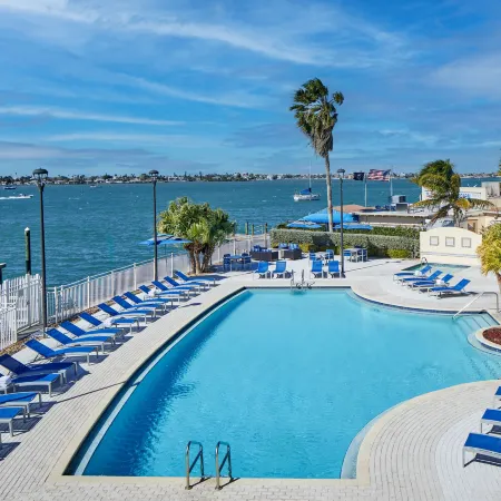Courtyard St. Petersburg Clearwater/Madeira Beach