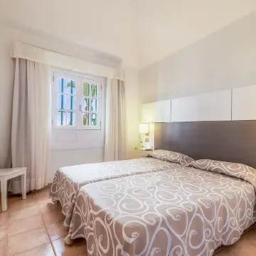 Apartamentos LIVVO Las Gaviotas