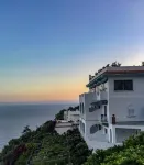 Hotel Holiday