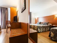 Ramblas Hotel Hotels near La Rambla