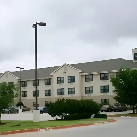 Extended Stay America Suites - Oklahoma City - NW Expressway Отели рядом с достопримечательностью «Пенн Сквер Молл»