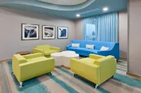 Holiday Inn Express & Suites Warner Robins North West Hotels in Warner Robins