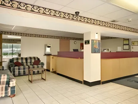 Super 8 by Wyndham Fredericksburg