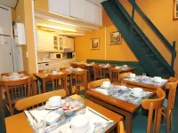 Hotel du Moulin d'Or - Desayuno