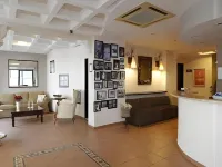 Üstün Hotel Alsancak