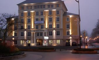 Plessis Parc Hotel