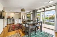 The Bays Bed & Breakfast