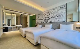Boutech Jiantan Hotel