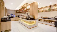 홀리데이 인 익스프레스 앤 스위트 방콕 센트럴 피어 바이 IHG