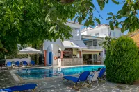 Melissa Gold Coast Hotels in Ormilia