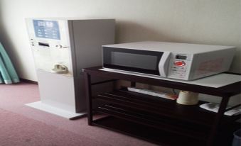 Sakurabashi Business Hotel - Housity