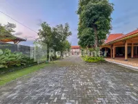 Ndalem Joglo Kawijayan Syariah Mitra RedDoorz Hôtels à : Ngemplak