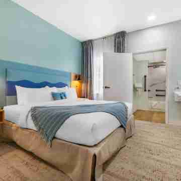 Quality Suites Downtown San Luis Obispo Rooms