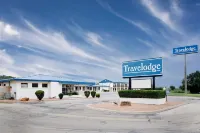 Super 8 by Wyndham Clinton Hotels near Mississippi College