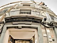 Be Zaragoza Hostel Hotels in 