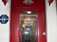 Hotel Central Anzac Hotel in zona Les Hortillonnages d'Amiens