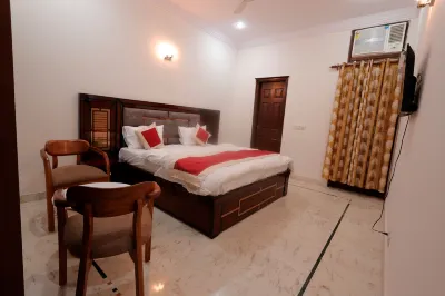 Bed and Breakfast Cum Home Stay 英迪拉甘地國際機場地區住宿飯店