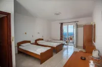 Agathaggelos Studios - Desayuno