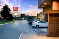 Econo Lodge Billings - Bãi đậu xe