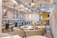 Holiday Inn Houma فنادق في بايو كاين