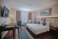 Grand Qin Hotel Banjarbaru Syariah Hotel dekat Alaska Park Banjarbaru