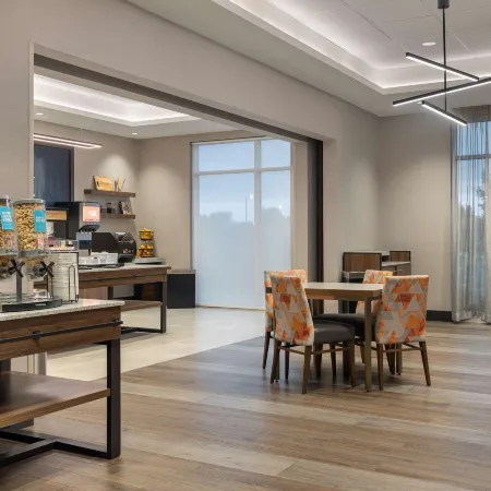 Hampton Inn by Hilton Kingston