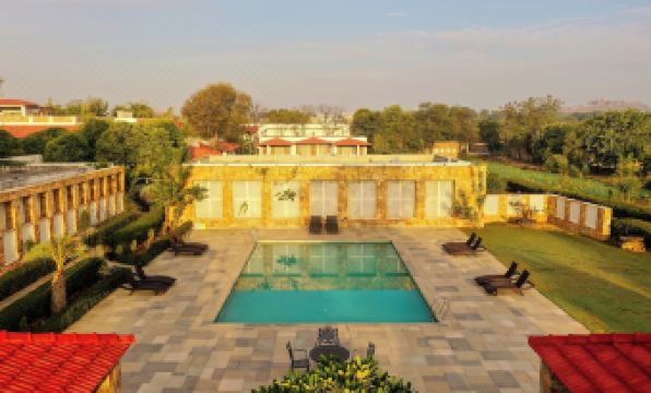 4. 사리스카 사파리..