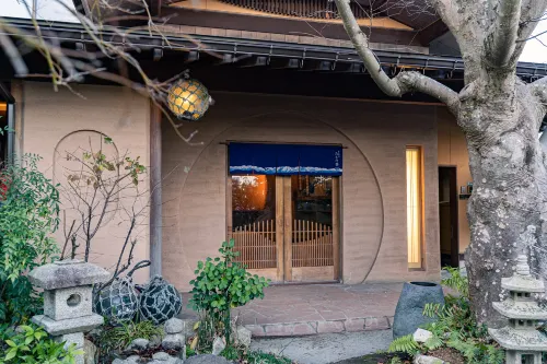 Himi Ryokan Takinoso Hotel di Himi