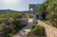 Youphoria Sea View Villas