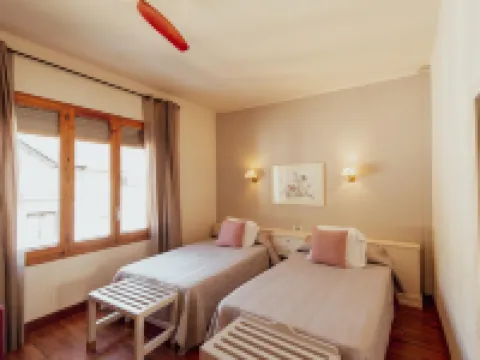 Hotel Restaurant Pessets & Spa Hotels in Sort