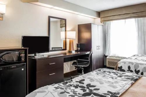 Quality Inn Bridgeport-Clarksburg Hotels in Clarksburg