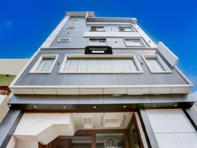 Townhouse Model Town Rohtak Formerly Hotel Tathastu