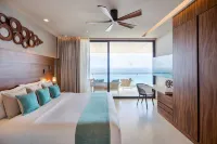 The Club at Solaz Luxury Villas