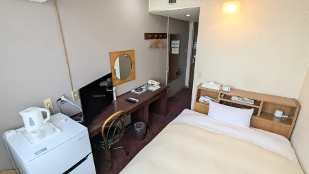 三次皇冠山酒店