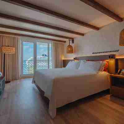 Renaissance Wind Creek Aruba Resort Rooms