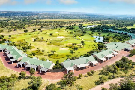 Protea Hotel Polokwane Ranch Resort Отели в г. Polokwane Local Municipality