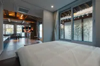 Gangneung Jeodong Hanok Pension (newly built)