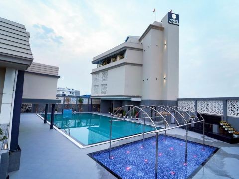Hotel Millennium