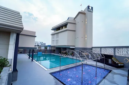 Hotel Millennium Отели в г. Хисар