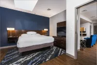 Embassy Suites by Hilton Indianapolis Downtown