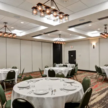 Doubletree by Hilton Hattiesburg