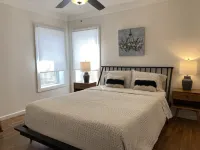 Hollywood House sits in a quiet neighborhood. Hotels in Coleman