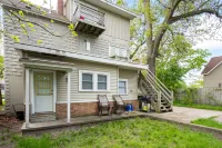 This property is conviently located in Lakeside, within minutes from the Lake. Hôtels à proximité de : Muskegon Community College